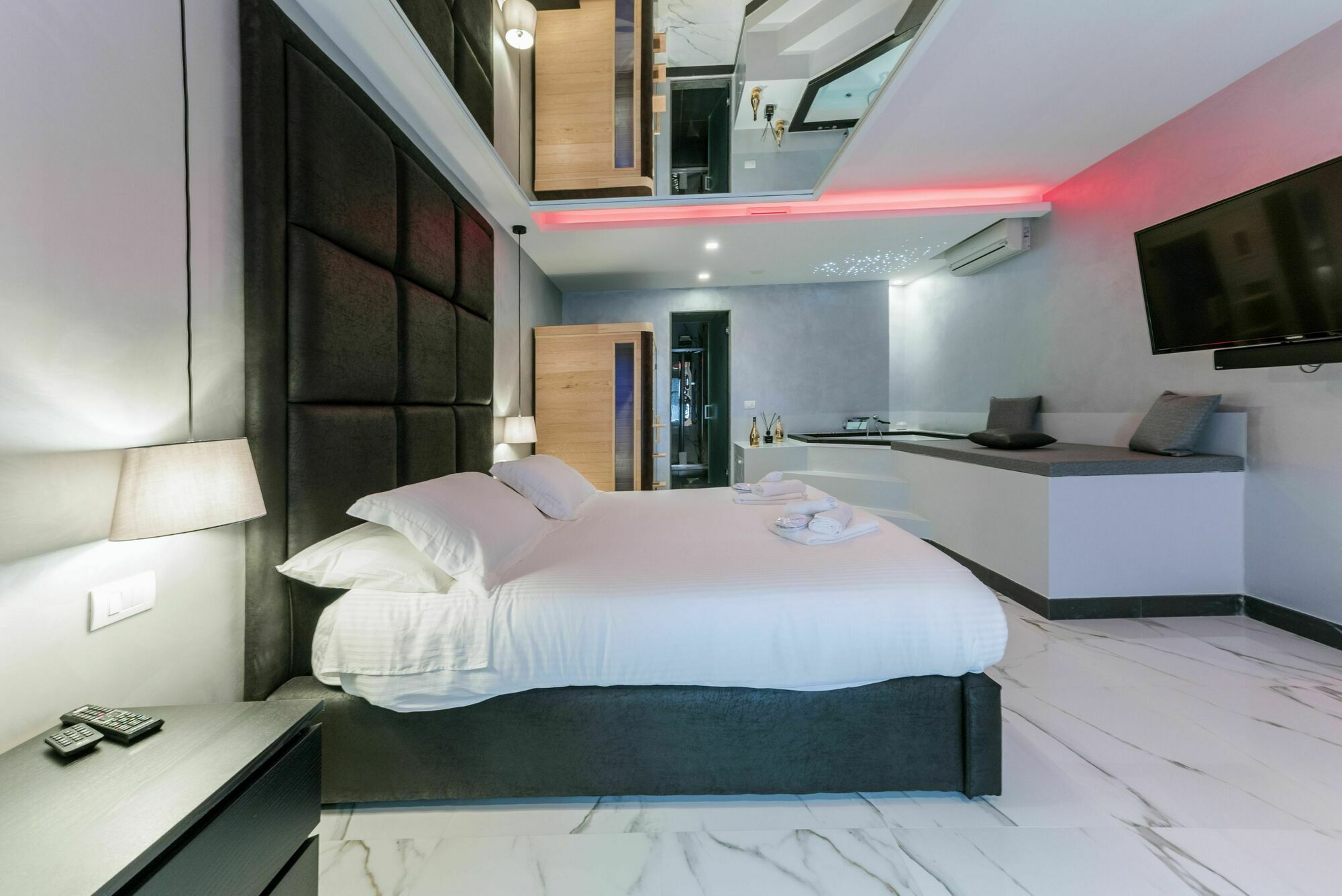 Comola Luxury Napels